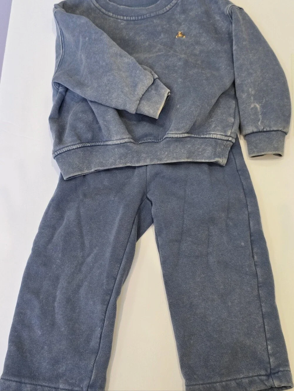 GAP Washed Blue Toddler 2t Sweater Sweatpants Set